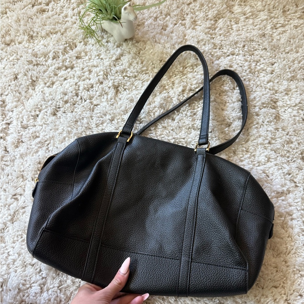 A New Day Black Shoulder Bag with Pebbled Leather - Picture 3 of 6